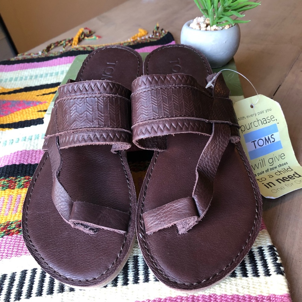 New Tom Sandals
